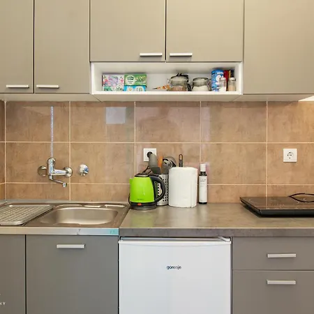Apartment Spacious In Pedestrian Zone *