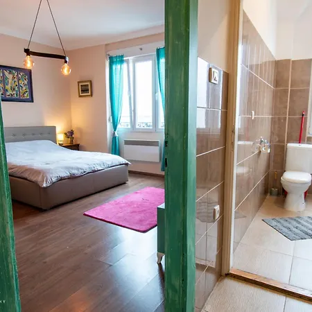 Apartment Spacious In Pedestrian Zone